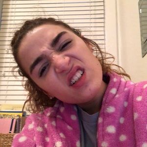 Meet your Posher, Isabelle